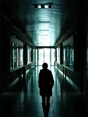 盗墓：开局我被霍锦惜绑了